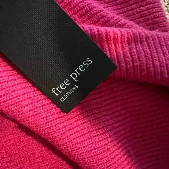 Free Press Scoop Neck Bat Wing Sleeve Pink Sweater Women’s Size XXL - Picture 7 of 7